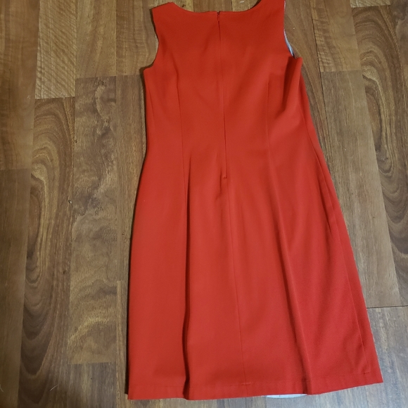 Apart dress - Picture 5 of 9